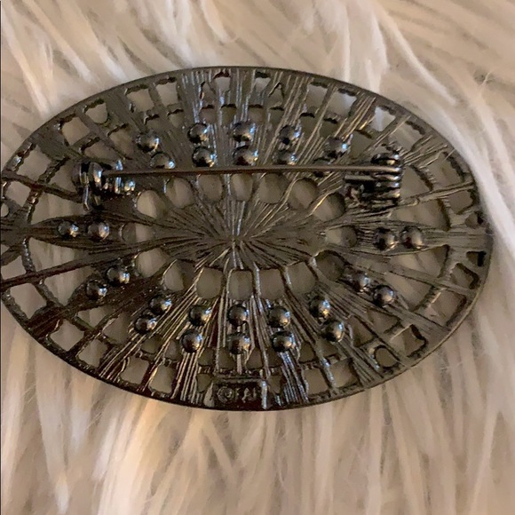 Vintage 1990’s FAF Oval Brooch. Rhinestones Pewter - Picture 6 of 7